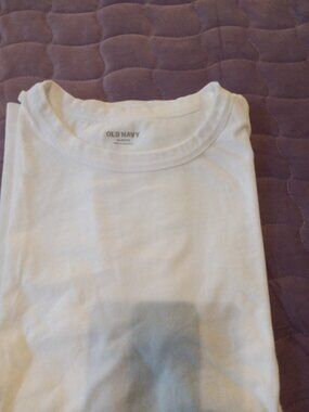 OLD NAVY WHITE CREWNECK T-SHIRT XL